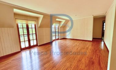 EXCELENTE CASA INGLESA EN CONDOMINIO SANTUARIO DEL VALLE
