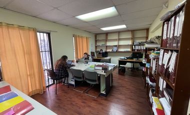 SE VENDE EDIFICIO EN CALLE URRIOLA (CÓD. 432)