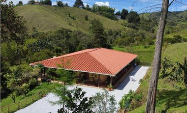 Finca en venta Marinilla 43.000 m2 hermosa panorámica RG
