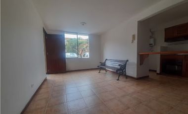 Casa Dúplex  en Arriendo Envigado Sector Primavera