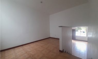 Casa Dúplex  en Arriendo Envigado Sector Primavera