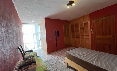 Casa en Venta – Valenciana, a pie de carretera.