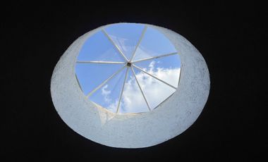 Casa en Venta – Valenciana, a pie de carretera.