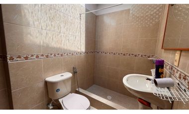 Rento linda casa  campestre en Tabio con Capilla y amplia zona verde.