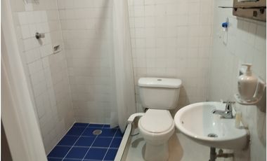 Habitación 401 dos personas, por dias, Cali Barrio San Fernando