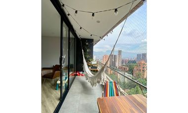VENDO APARTAMENTO REMODELADO EN EL POBLADO