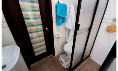 Casa de dos pisos en venta Barrio Las Mercedes Palmira Valle Colombia