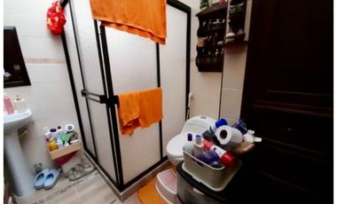 Casa de dos pisos en venta Barrio Las Mercedes Palmira Valle Colombia