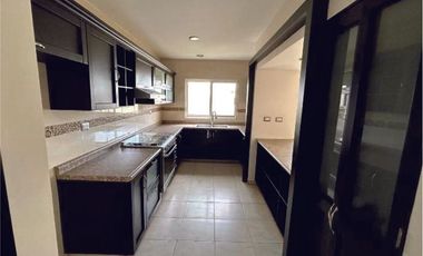 Casa en venta  en Gran Jardín