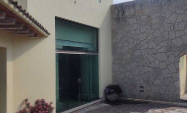 RESIDENCIA EN LOMAS DE COMANJILLA