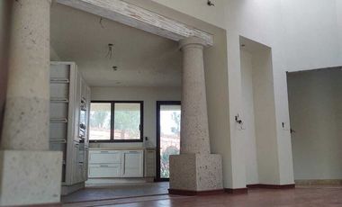 RESIDENCIA EN LOMAS DE COMANJILLA