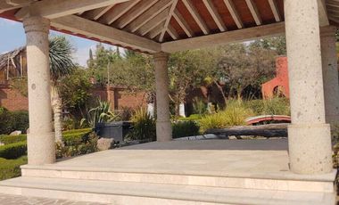 RESIDENCIA EN LOMAS DE COMANJILLA