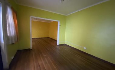 Arriendo Casa Comercial a Pasos Mall De Viña Del Mar, ideal oficinas, bodegas 46 UF.-