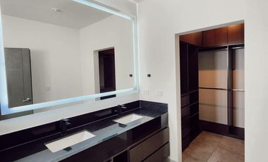 Casa en renta Alina Residencial Santiago