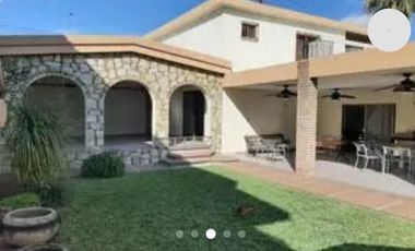 Casa Venta en Lomas del Valle una sola planta