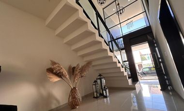 Casa en renta anual en Altabrisa Residencial; Cerritos, Mazatlán