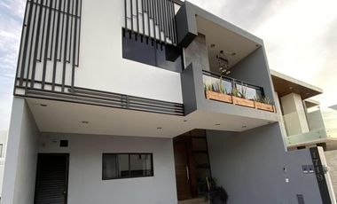 Casa en renta anual en Altabrisa Residencial; Cerritos, Mazatlán
