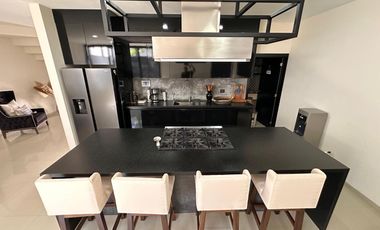 Casa en renta anual en Altabrisa Residencial; Cerritos, Mazatlán