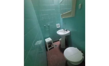 Venta casa de tres ambientes a reciclar!!!