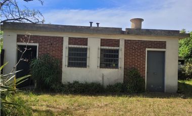 Venta casa de tres ambientes a reciclar!!!