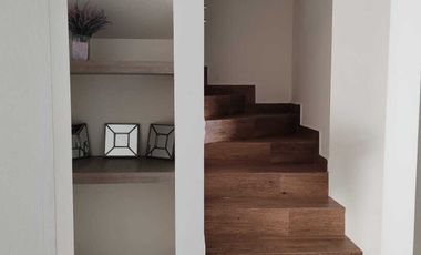 Casa en VENTA zona Santa Catarina