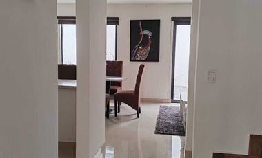 Casa en VENTA zona Santa Catarina