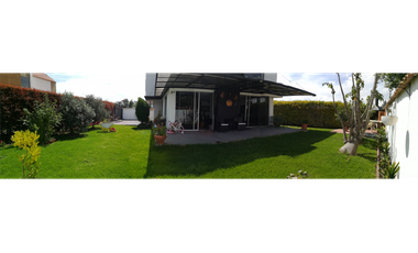 CAJICA, INDEPENDIENTE, LOTE 350 M2 - PORTÓN ELÉCTRICO