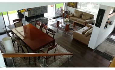 CAJICA, INDEPENDIENTE, LOTE 350 M2 - PORTÓN ELÉCTRICO