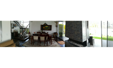 CAJICA, INDEPENDIENTE, LOTE 350 M2 - PORTÓN ELÉCTRICO