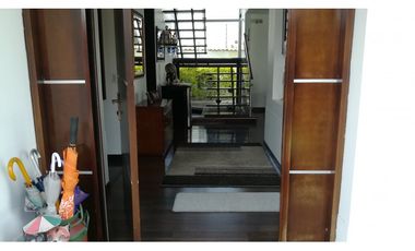 CAJICA, INDEPENDIENTE, LOTE 350 M2 - PORTÓN ELÉCTRICO