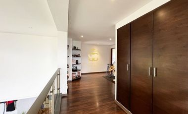 SE VENDE ESPECTACULAR CASA EN APOSENTOS DE SOPÓ