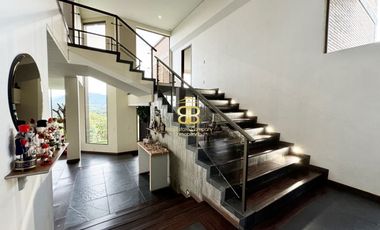 SE VENDE ESPECTACULAR CASA EN APOSENTOS DE SOPÓ