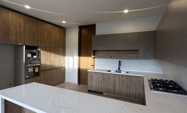 Linda casa en VENTA en Paseos Universidad