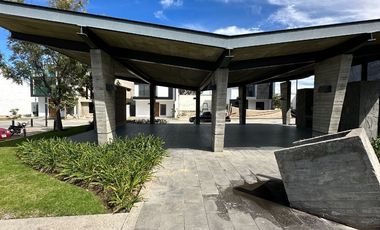 Estrena casa en Parques Vallarta dentro de coto