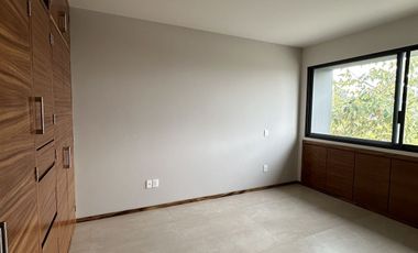 Estrena casa en Parques Vallarta dentro de coto