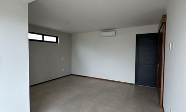 Estrena casa en Parques Vallarta dentro de coto