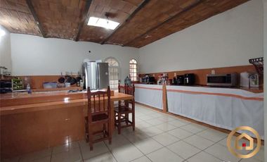 Moderna Casa Estilo Campestre en Venta, San Marcos, Jalisco; Fraccionamiento El Palomar!