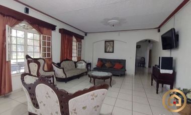 Moderna Casa Estilo Campestre en Venta, San Marcos, Jalisco; Fraccionamiento El Palomar!