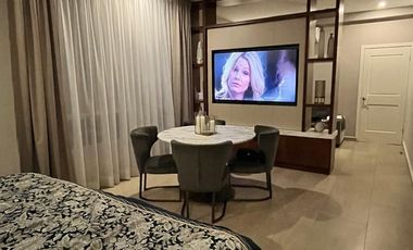 Residencia de Lujo en Valle Poniente