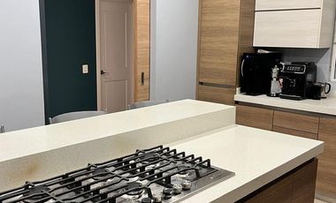 Residencia de Lujo en Valle Poniente