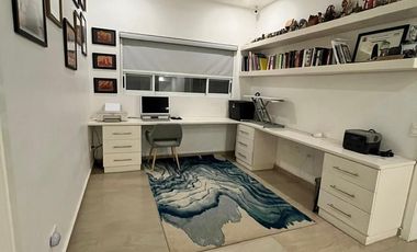 Residencia de Lujo en Valle Poniente