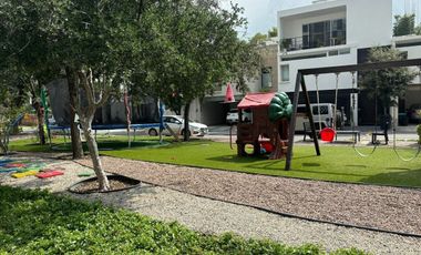 Residencia de Lujo en Valle Poniente