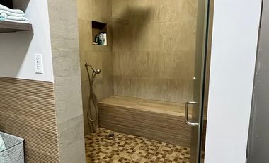 Residencia de Lujo en Valle Poniente