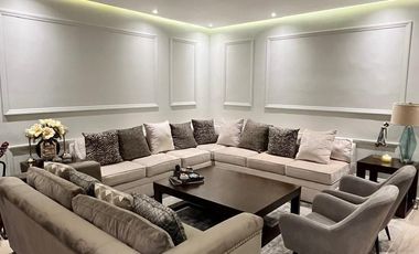 Residencia de Lujo en Valle Poniente