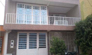 CASA EN VENTA EN GRANADA-META,BARRIO VILLA CARMELITA