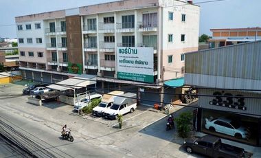 3 Bedroom Townhouse for sale in Khu Khot, Pathum Thani