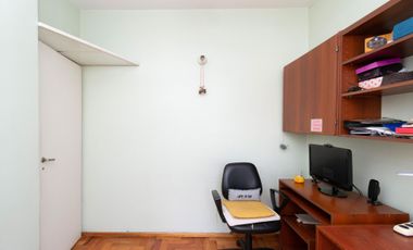 Casa 5 amb. en venta en Velez Sarsfield C/cochera