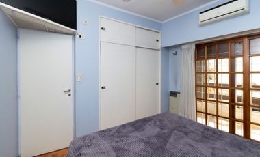 Casa 5 amb. en venta en Velez Sarsfield C/cochera