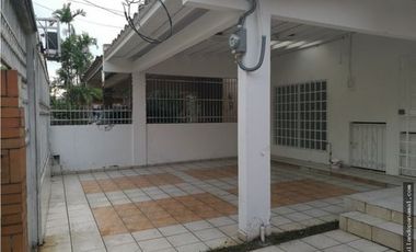 SE VENDE CASA COMERCIAL EN CHANIS
