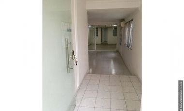 SE VENDE CASA COMERCIAL EN CHANIS